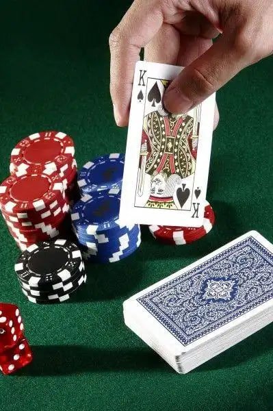 dewiliga Lightning Dice live studio with transparent dice cage and professional croupier